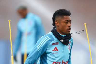 Casagrande compara idolatria de Bruno Henrique e Gabigol no Flamengo: 'Ele não é mídia'