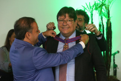 Niterói concede a Comenda da Ordem do Mérito da Cidade ao procurador Luciano Mattos