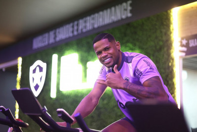 Atlético-MG encaminha contratação de Júnior Santos, do Botafogo