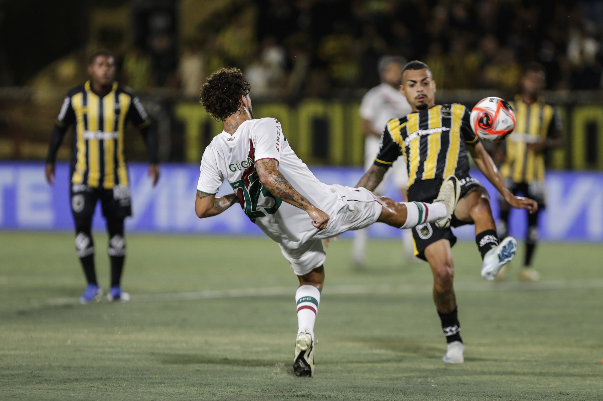 Lance de Volta Redonda x Fluminense - Lucas Mer&ccedil;on / Fluminense