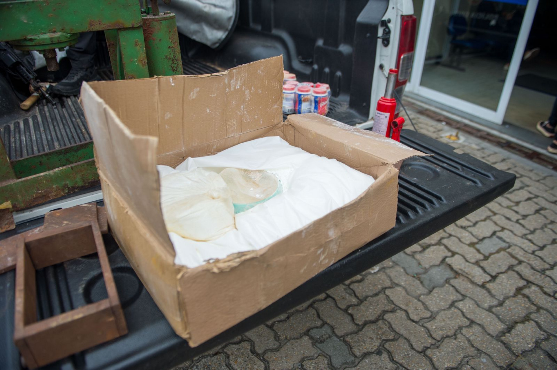 Material apreendido durante operação no Complexo do Alemão - Armando Paiva/Agência O DIA