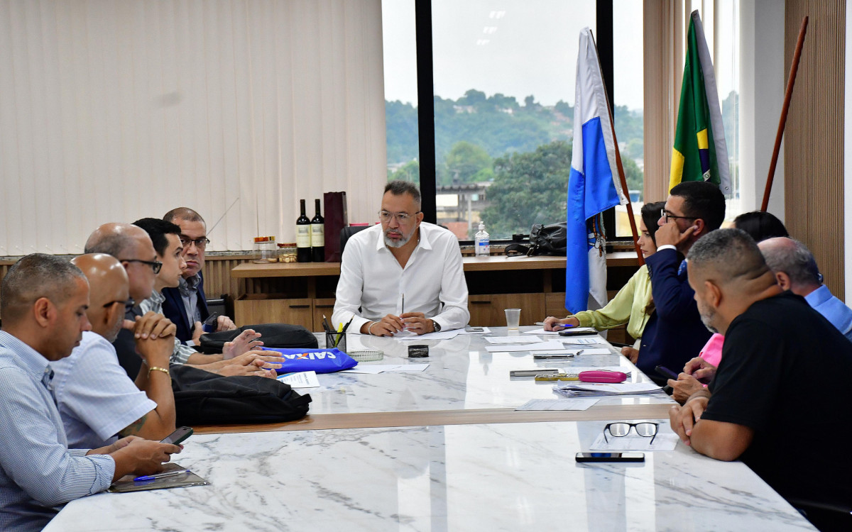 O prefeito Márcio Canella se reuniu com representantes da Caixa para resolver a liberação da verba
