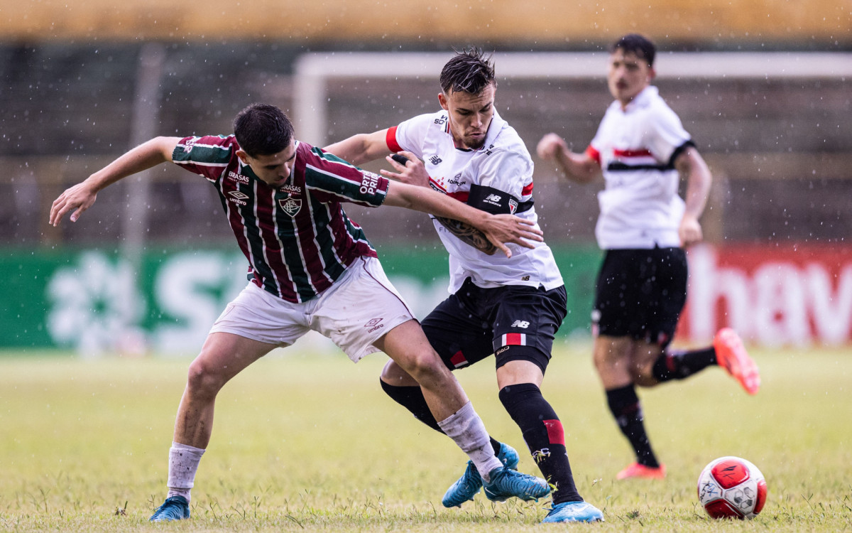 Fluzão foi melhor durante a partida, mas pecou nas penalidades