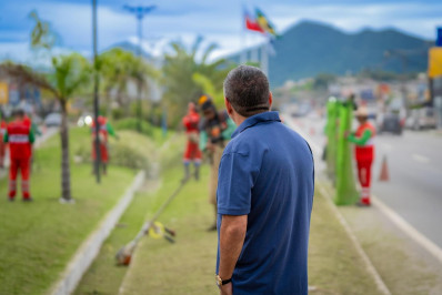 Prefeito Washington Quaquá fiscaliza obras emergenciais na cidade