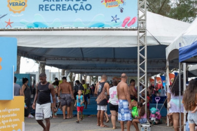 Sesc Verão na praia do Farol acontece em parceria com o governo municipal