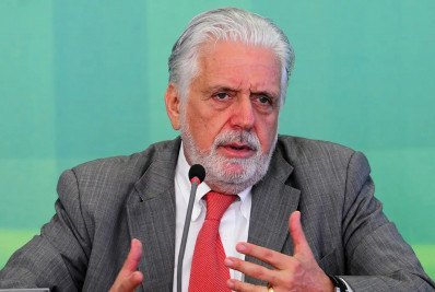 Jaques Wagner sobre Gleisi na articulação política: 'Preparem-se para morder a língua'