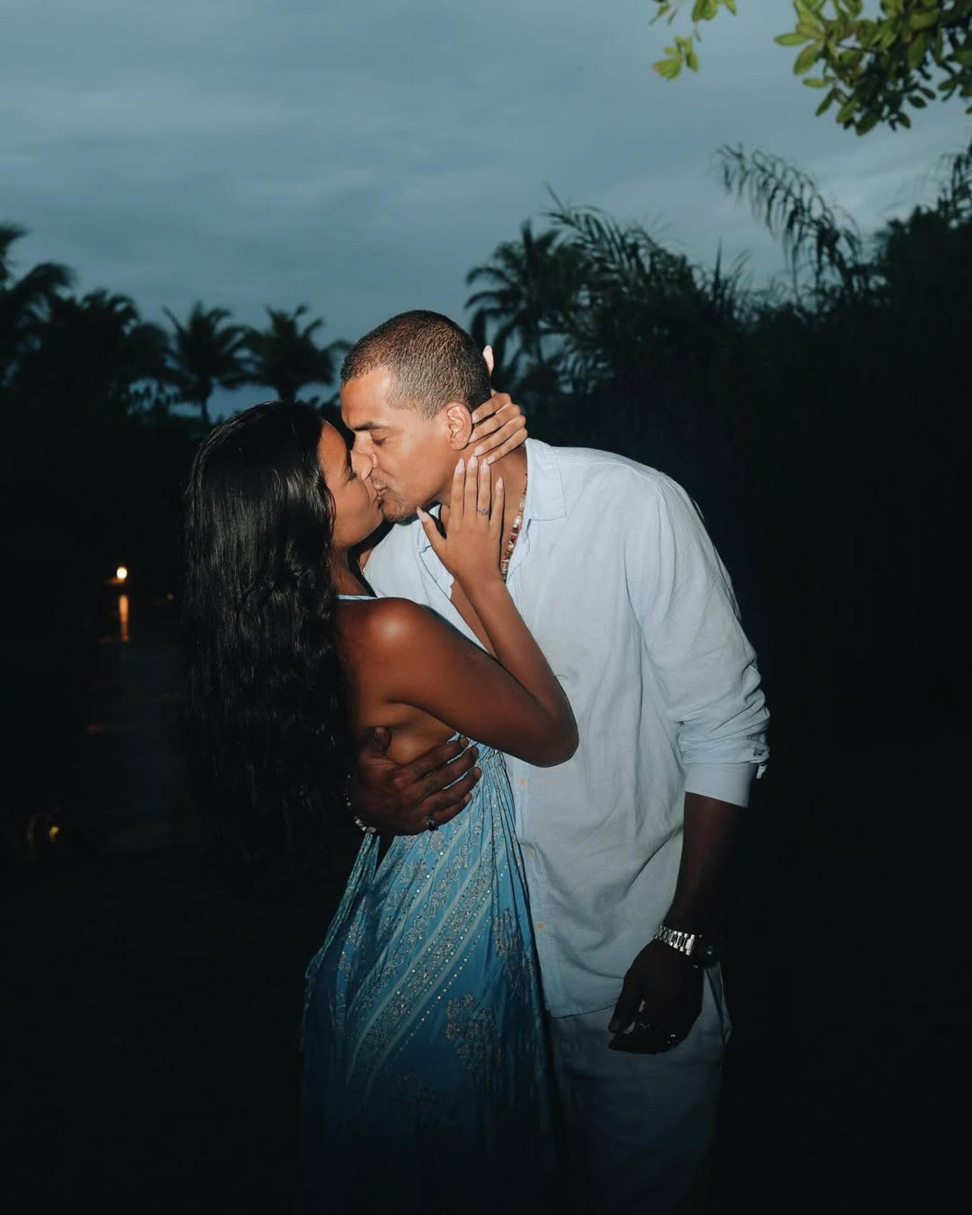 Mell Muzzillo e Marcello Melo Jr esbanjam romantismo em Trancoso
- Reprodução / Instagram