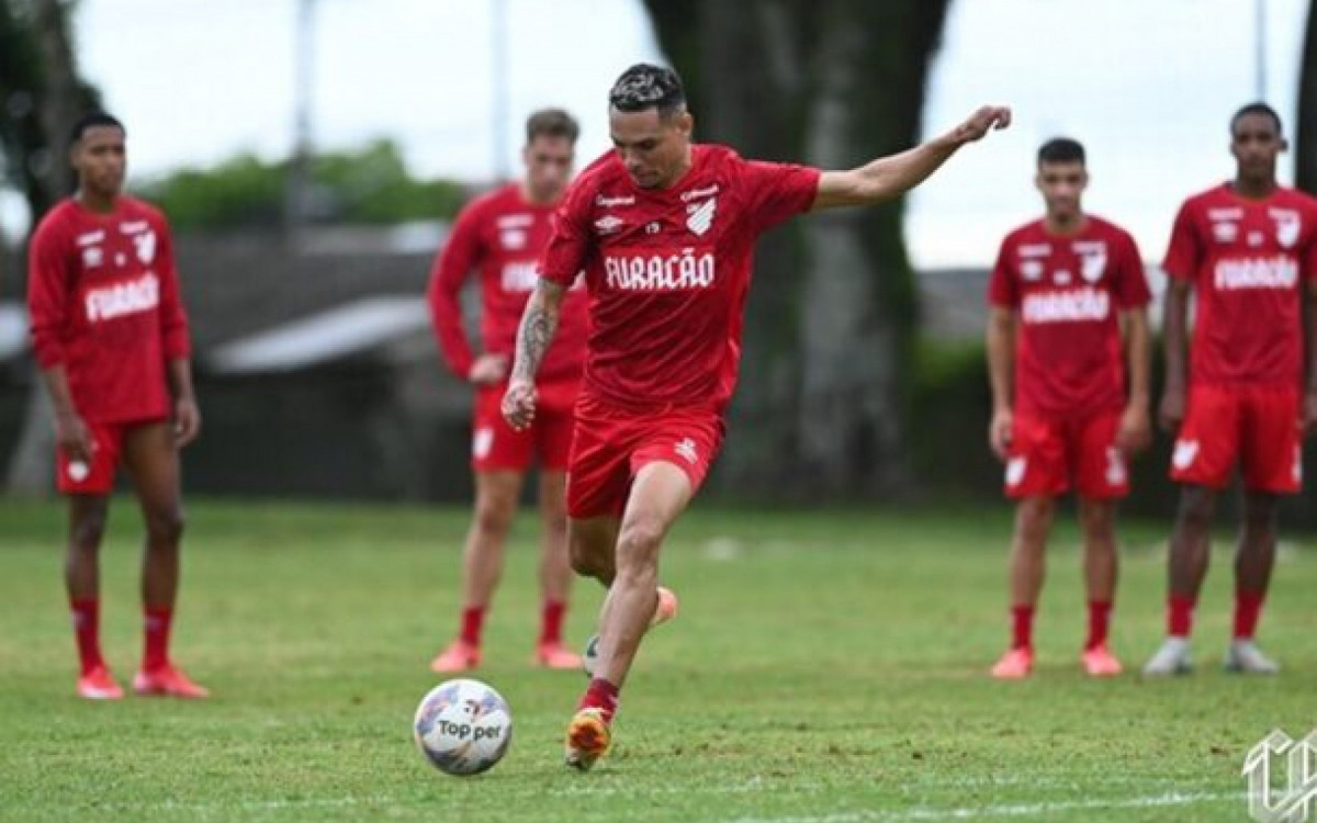 Azuriz x Athletico: onde assistir, escala&ccedil;&otilde;es e arbitragem