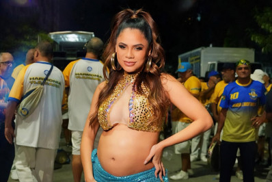 Grávida, Lexa é internada em estado grave