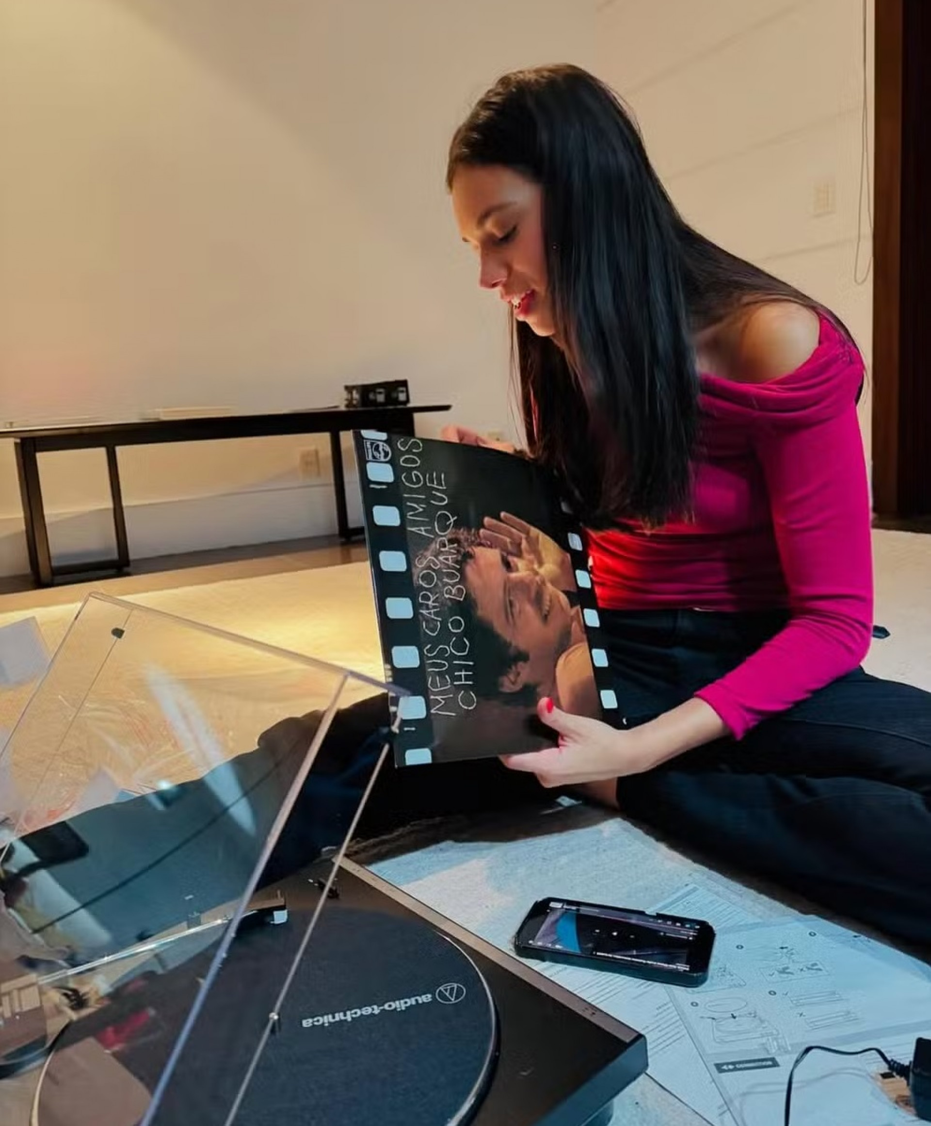 Alane Dias dividiu momentos da rotina com os seguidores - Reprodução/Instagram