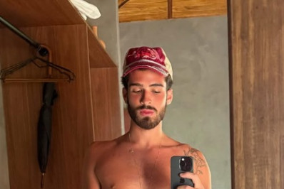 João Guilherme posa sem camisa e encanta seguidoras