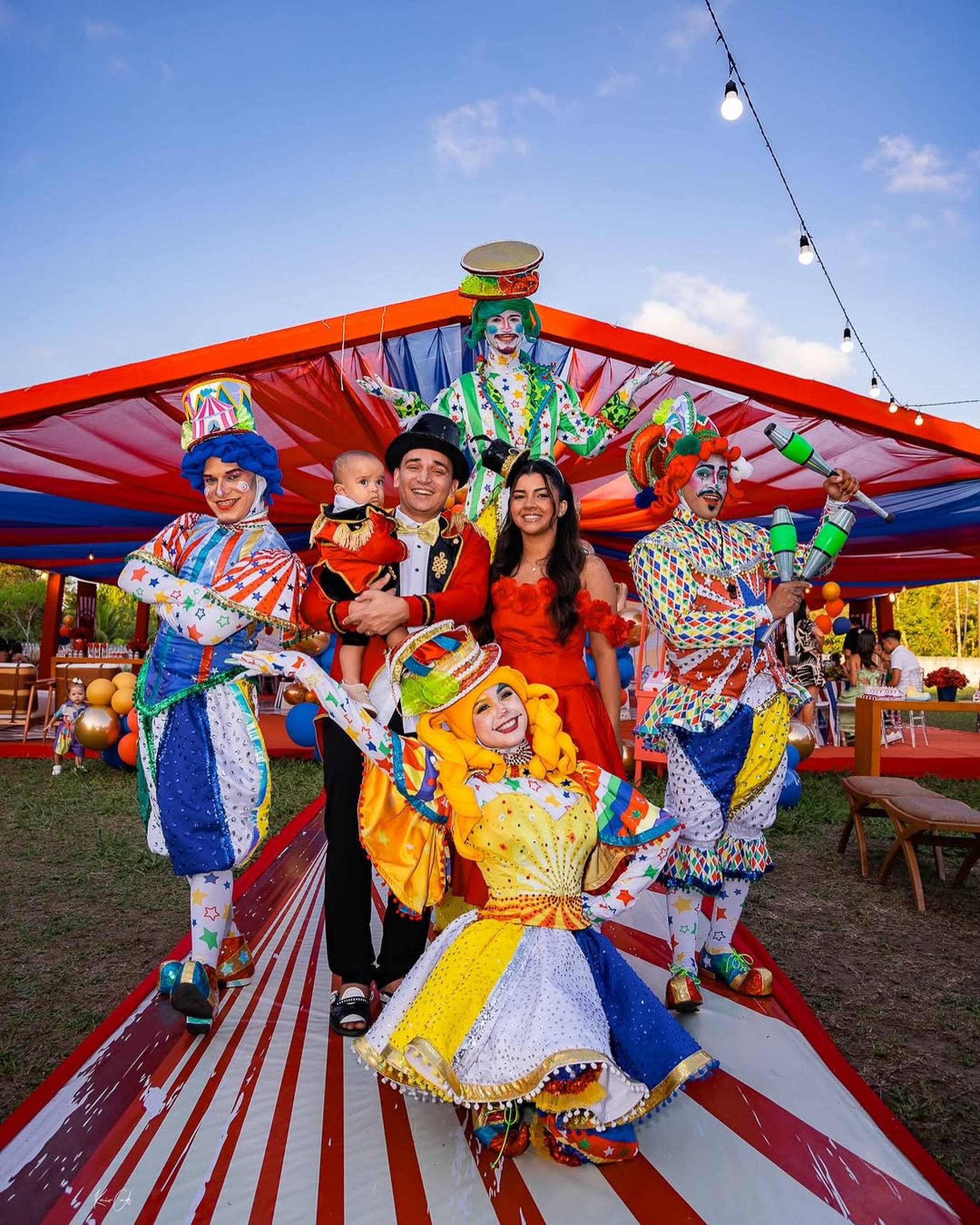 João Gomes e Ary Mirelle celebram primeiro ano do filho com festa temática do circo  - Reprodução / Instagram 