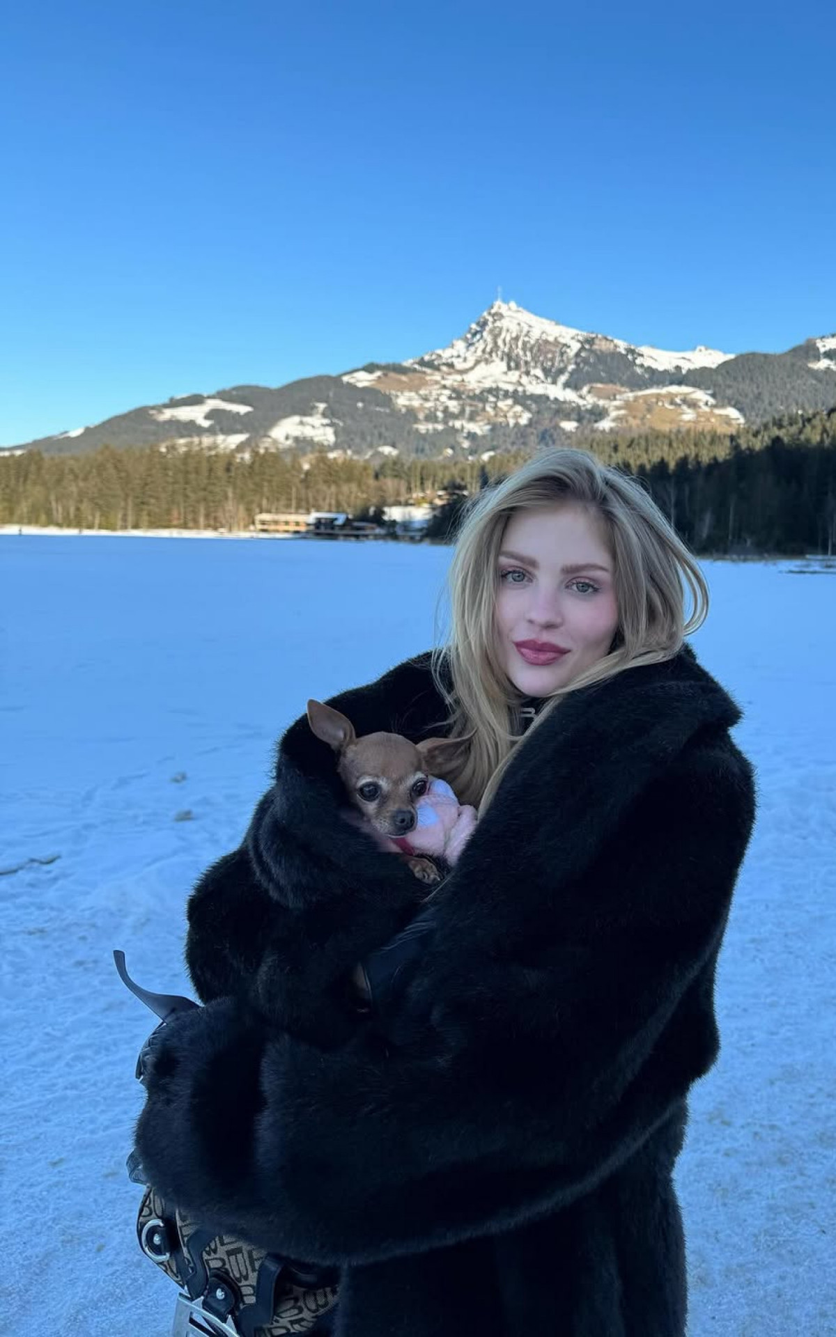 Luísa Sonza e cachorrinha Gisele  - Reprodução / Instagram 