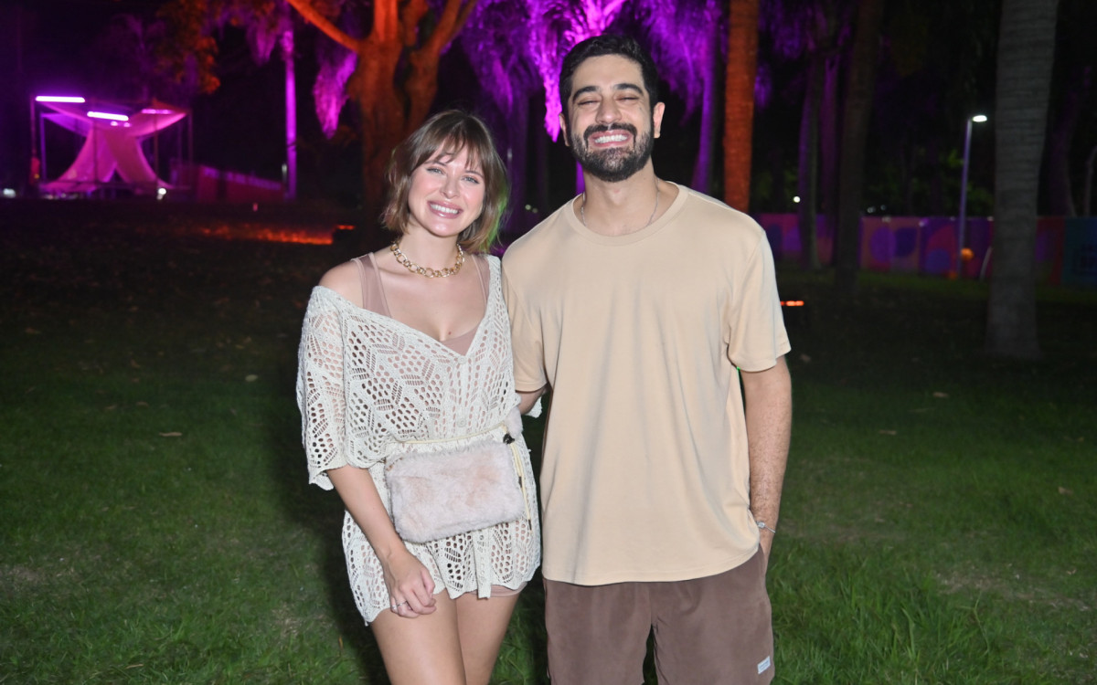 Miguel Rômulo e a noiva, Fran Castro