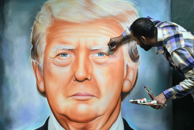 Trump lançará prisões em massa de migrantes sem documentos a partir de terça-feira