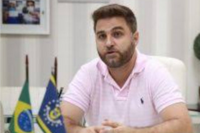 Calendário de 2025 mantém salários e pagamento do 13º antecipados