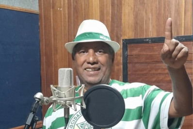 Morre o compositor Zé Glória, coautor do samba campeão da Mocidade em 2017