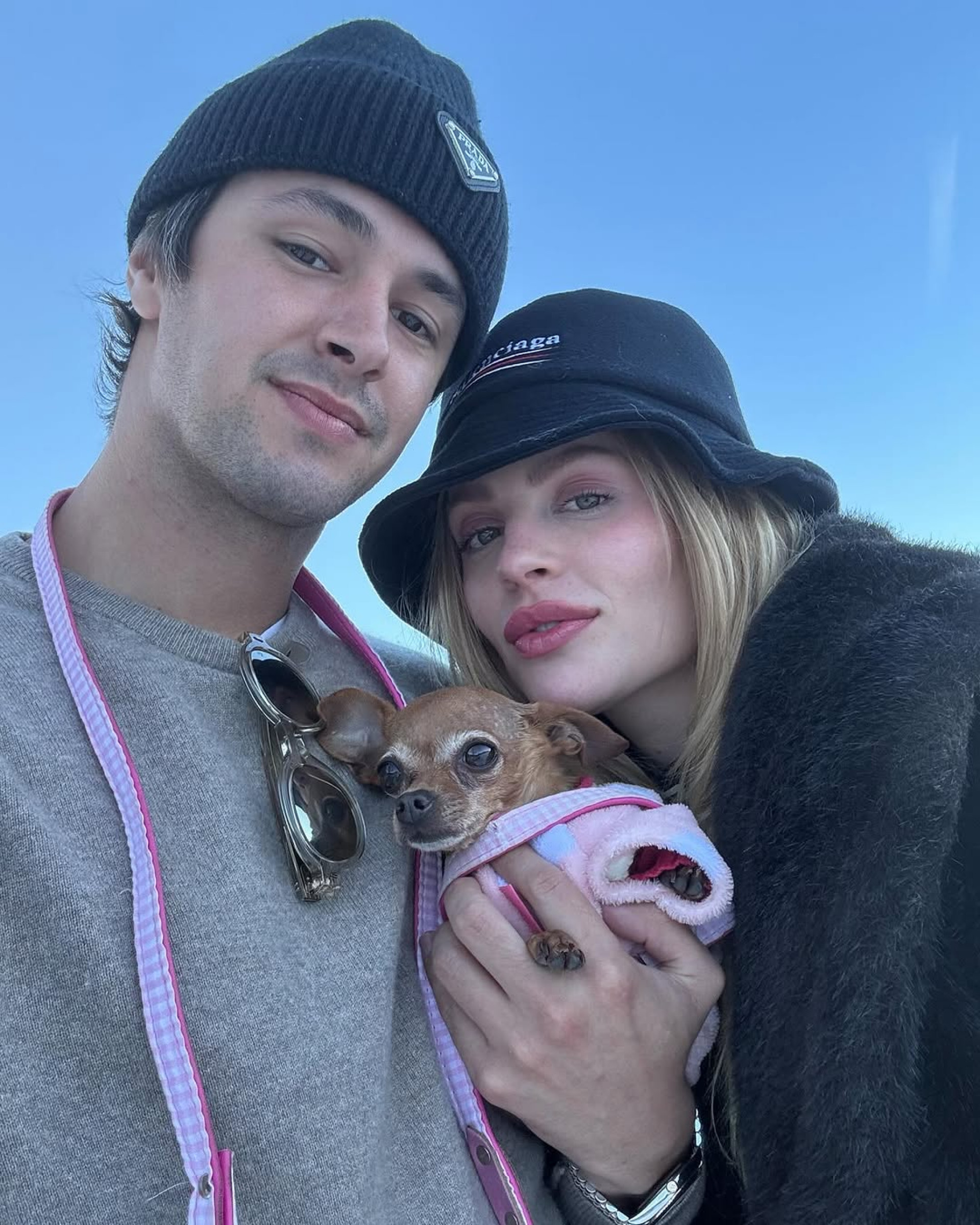 Luísa Sonza, sua cachorrinha Gisele e o namorado Luis Ribeirinho - Reprodução / Instagram