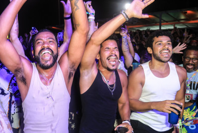 Samuel de Assis, Felipe Veloso e Amaury Lorenzo dançam muito em festival na Zona Sul