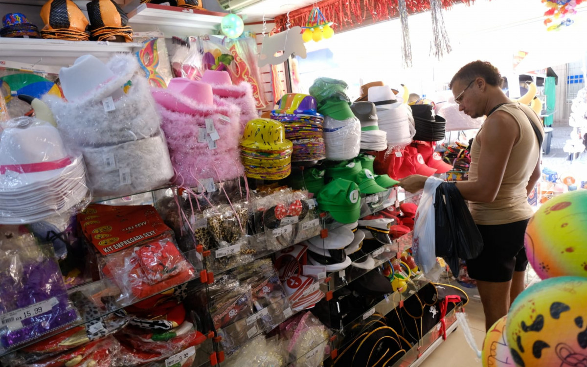 Comércio espera aumento de 3,5% das vendas até o fim do Carnaval  - Pedro Teixeira / Agência O Dia