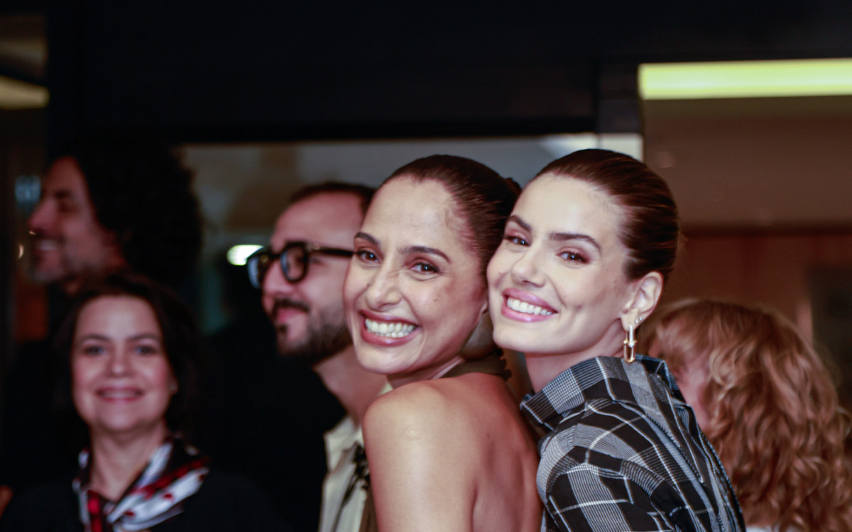 Camila Pitanga e Camila Queiroz - Van Campos/AgNews