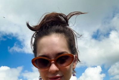 Sophia Abrahão compartilha registros de férias na Bahia