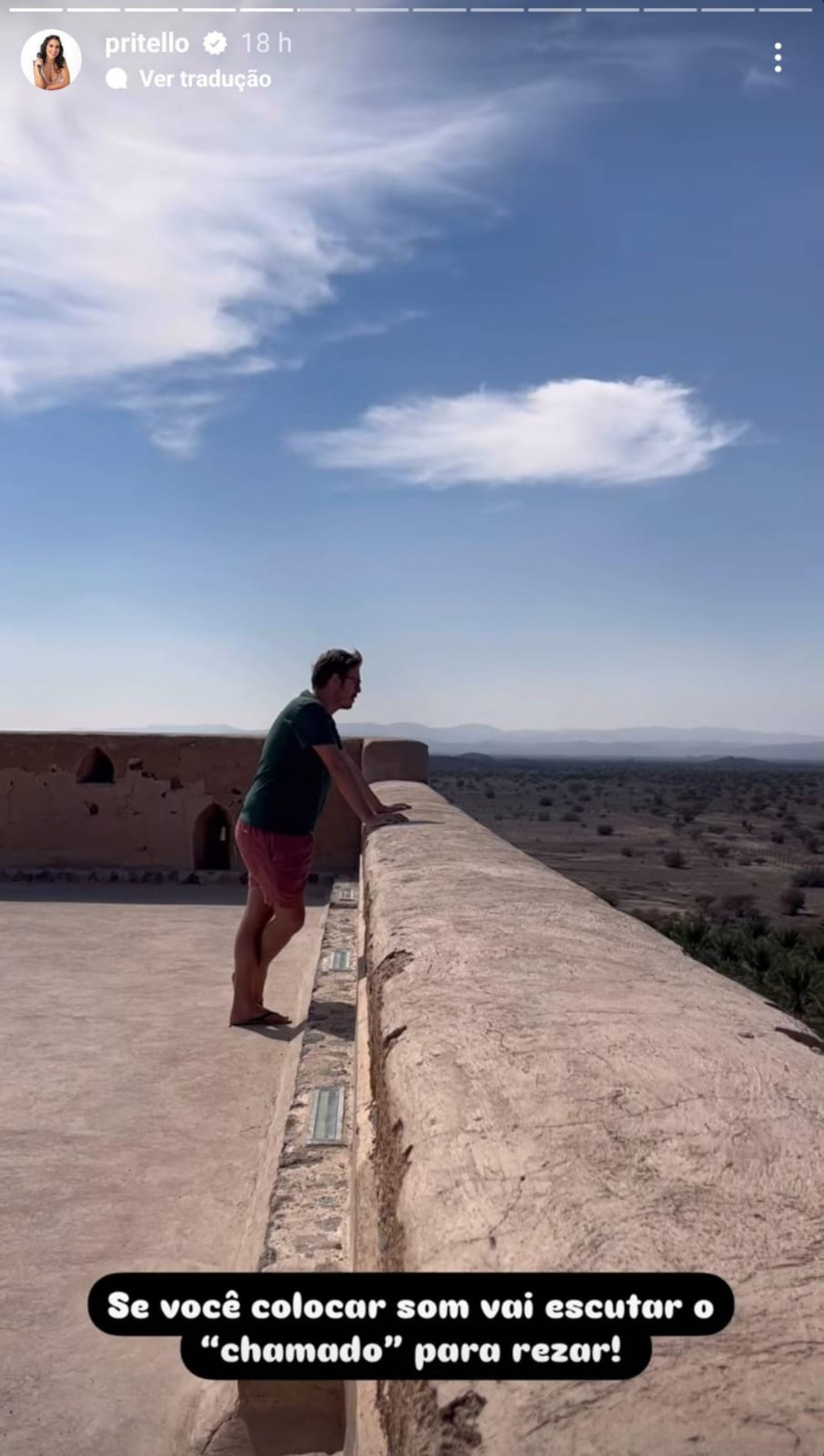 Fábio Porchat e a namorada, Priscila Castello Branco, admiram paisagem de Omã, no Oriente Médio - Reprodução / Instagram