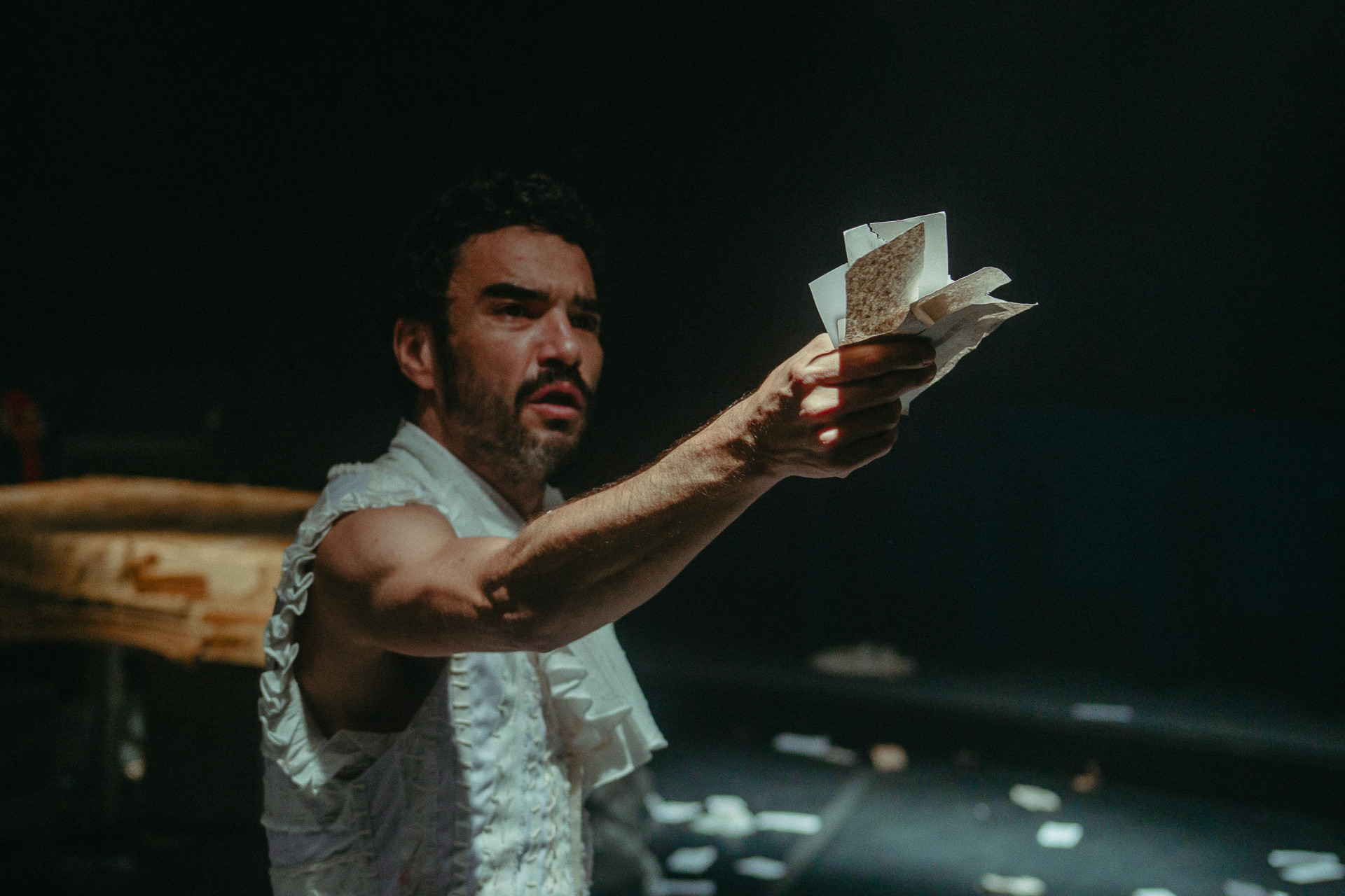 Ivan Karamázov (Caio Blat) - Divulgação/Lorena Zchaber