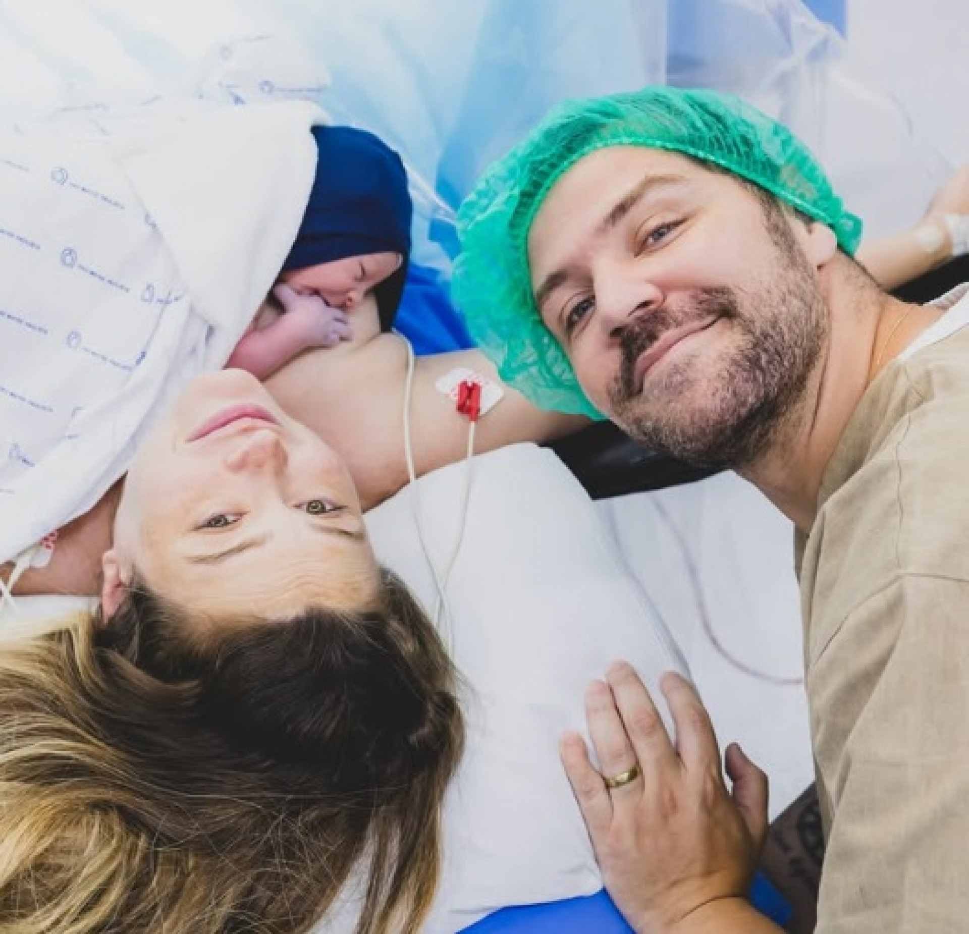 Victor Sarro comemora nascimento do terceiro filho  - Reprodução/Instagram 