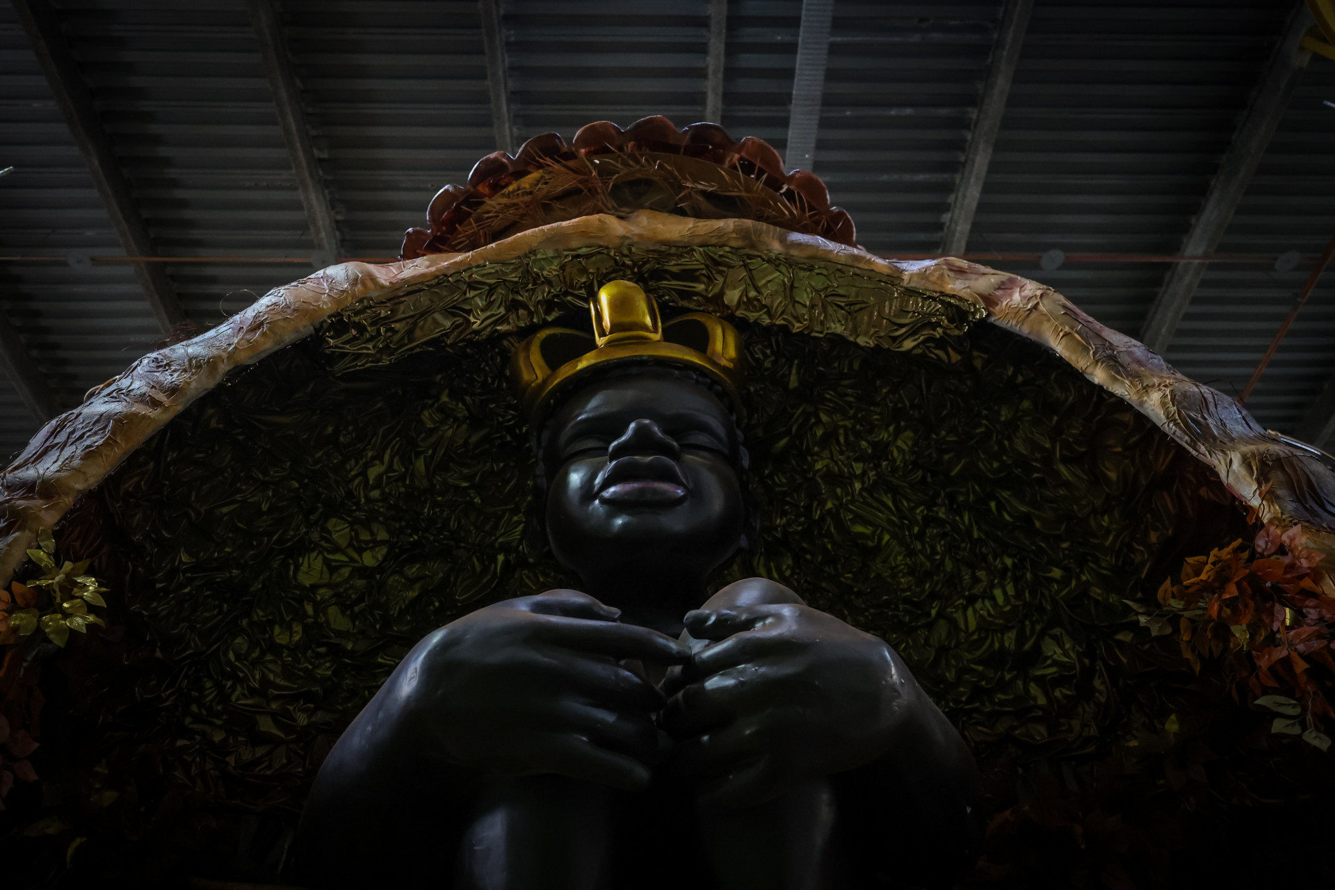 Malunguinho Mestre trabalha pela cura com a Jurema
 - Renan Areias/Ag&ecirc;ncia O Dia