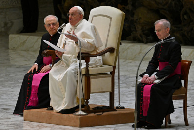 Papa pede que 'mentalidade machista' seja 'superada' dentro da Igreja