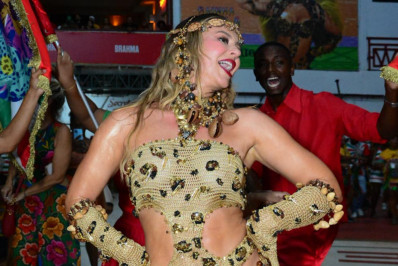 Paolla Oliveira se veste de 'onça guerreira' para ensaio da Grande Rio