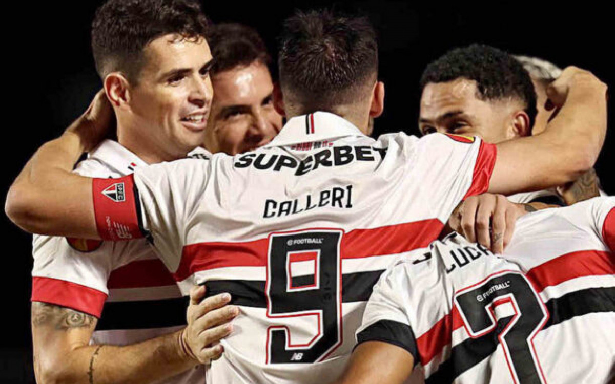 Quarteto funciona e S&atilde;o Paulo bate o Guarani na estreia do time principal no Paulista