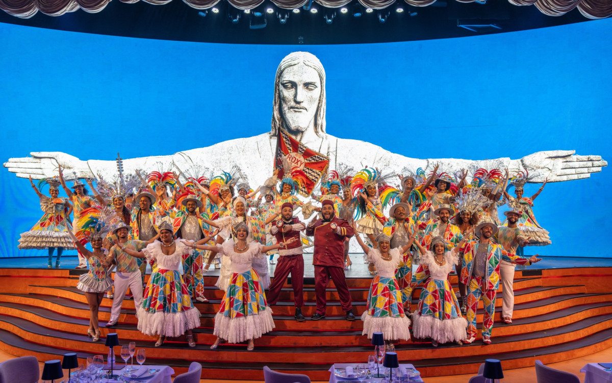 As belezas do Rio de janeiro e o Carnaval t&ecirc;m destaque no espet&aacute;culo \'Aquele abra&ccedil;o\'