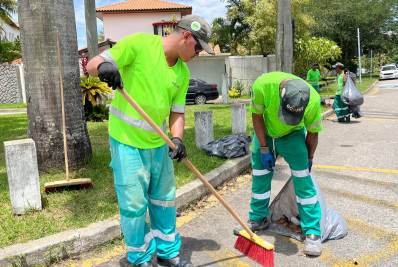Clin realiza ação educativa sobre coleta seletiva em Icaraí