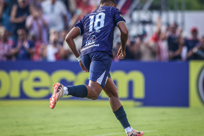 Maricá vence Nova Iguaçu e segue invicto no Cariocão Superbet 2025 