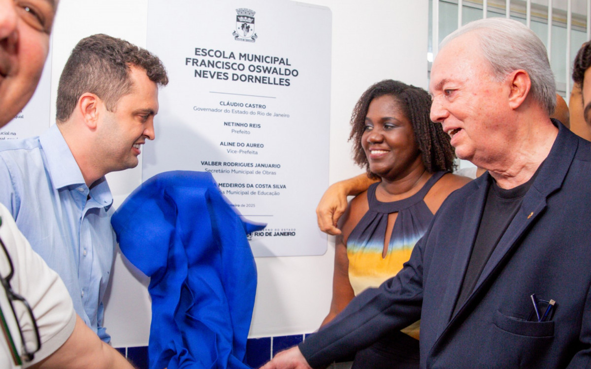 Prefeitura de Duque de Caxias inaugura escola no bairro Bom Retiro - Divulga&ccedil;&atilde;o