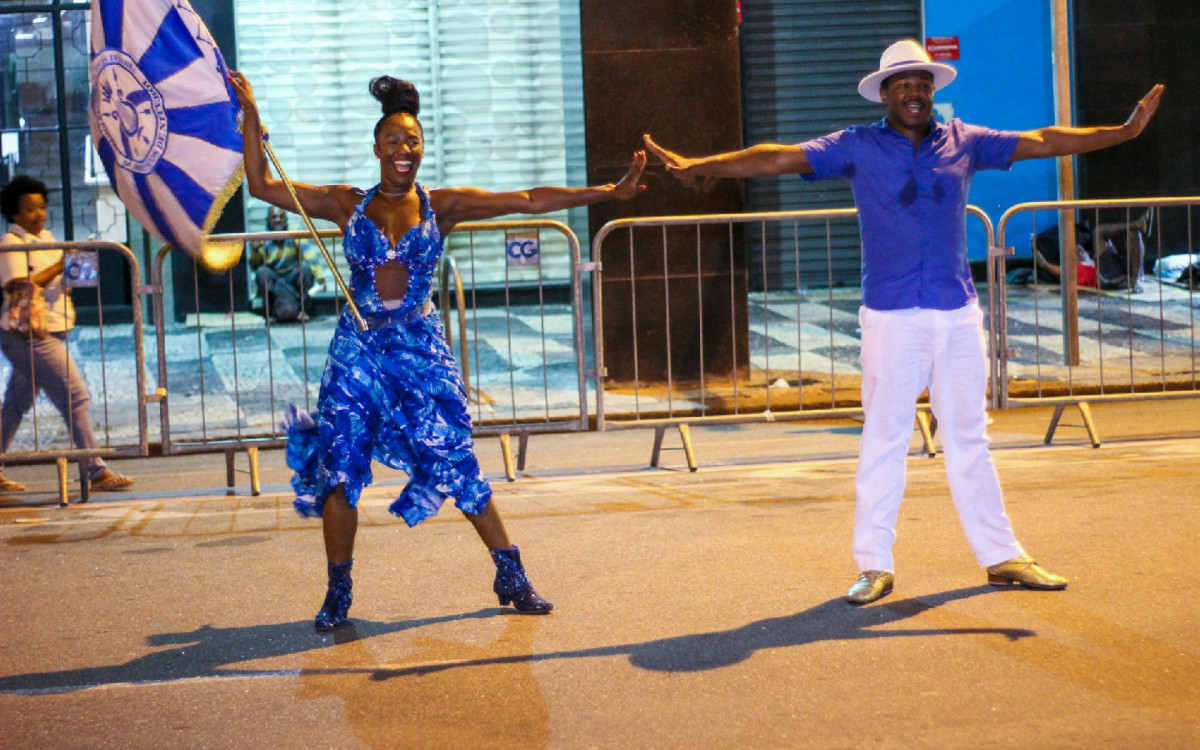 A escola de samba já vem treinando na sua sede no clube Fluminensinho, no centro de Niterói  - Gabriel Belmiro / Divulgação Gardel Assessoria
