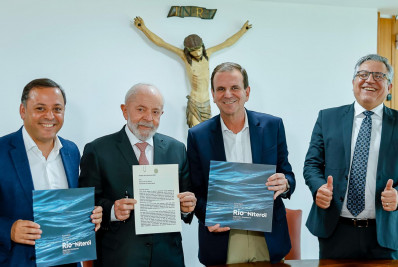 Lula assina carta de garantias e apoia a postulação conjunta de Niterói e do Rio para a candidatura à sede  do Pan 31