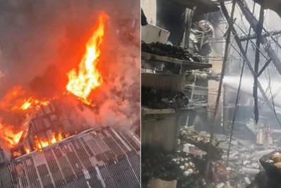 Vídeo: incêndio atinge prédio comercial no centro de São Paulo