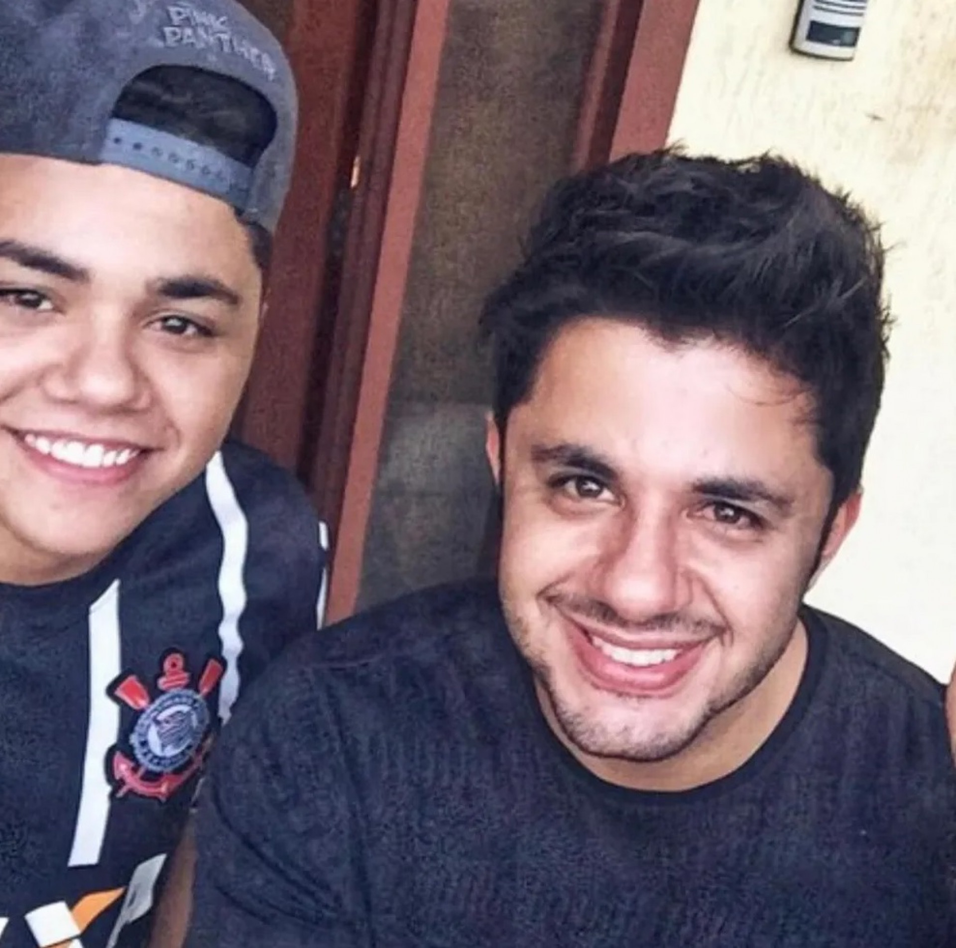 Felipe Araújo com o irmão Cristiano  - Reprodução/Instagram