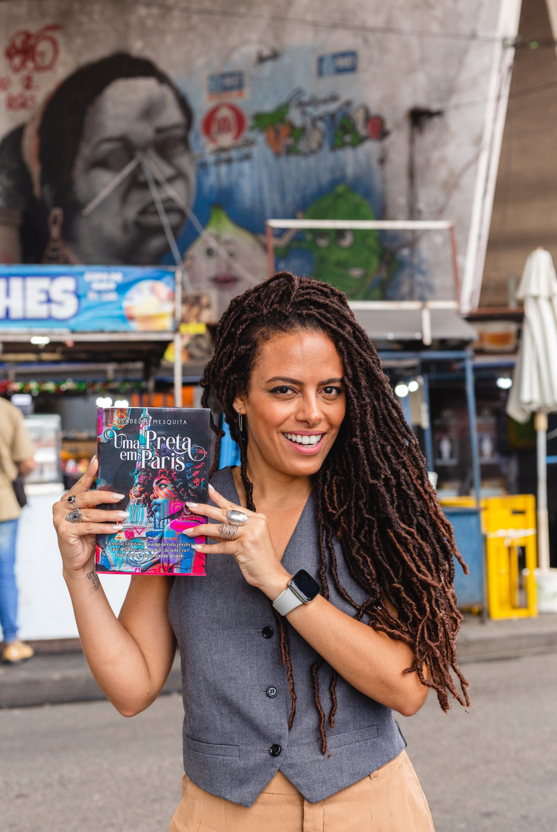 Isabelle Mesquita vem ao Brasil para o lançamento do livro - Divulgação