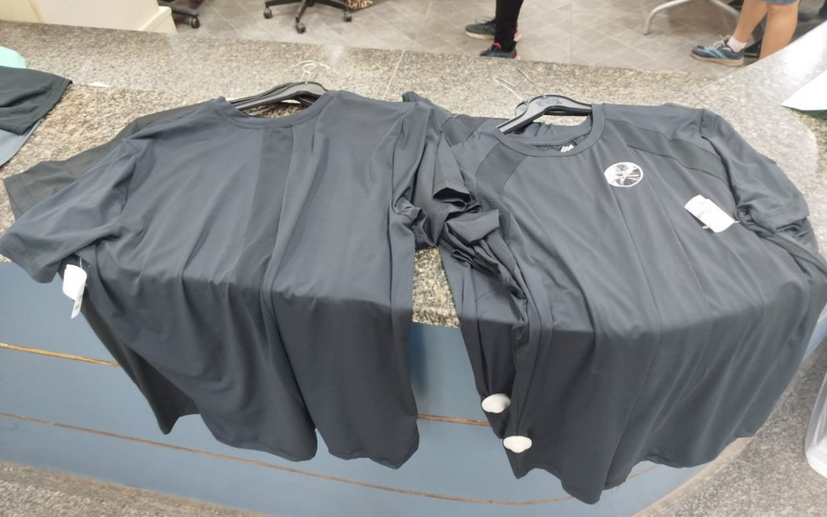 Roupas foram roubadas de loja C&A do Shopping São Gonçalo