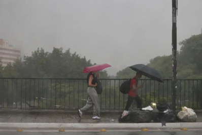 Chuva em SP é a 3ª maior em 64 anos e corresponde a quase metade do esperado para janeiro