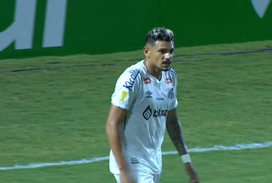 Ex-Botafogo, Tiquinho estreia pelo Santos em derrota para o Velo Clube