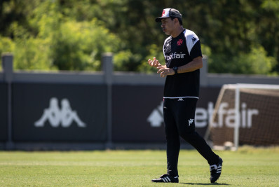 Vasco tem mais dois desfalques para clássico com o Flamengo