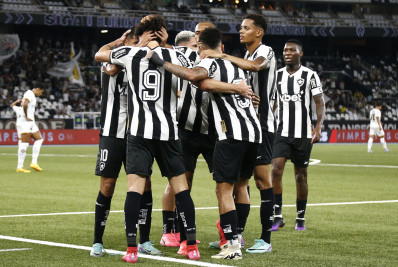 Diante do Bangu, Botafogo busca respirar no Carioca e evitar queda para a lanterna