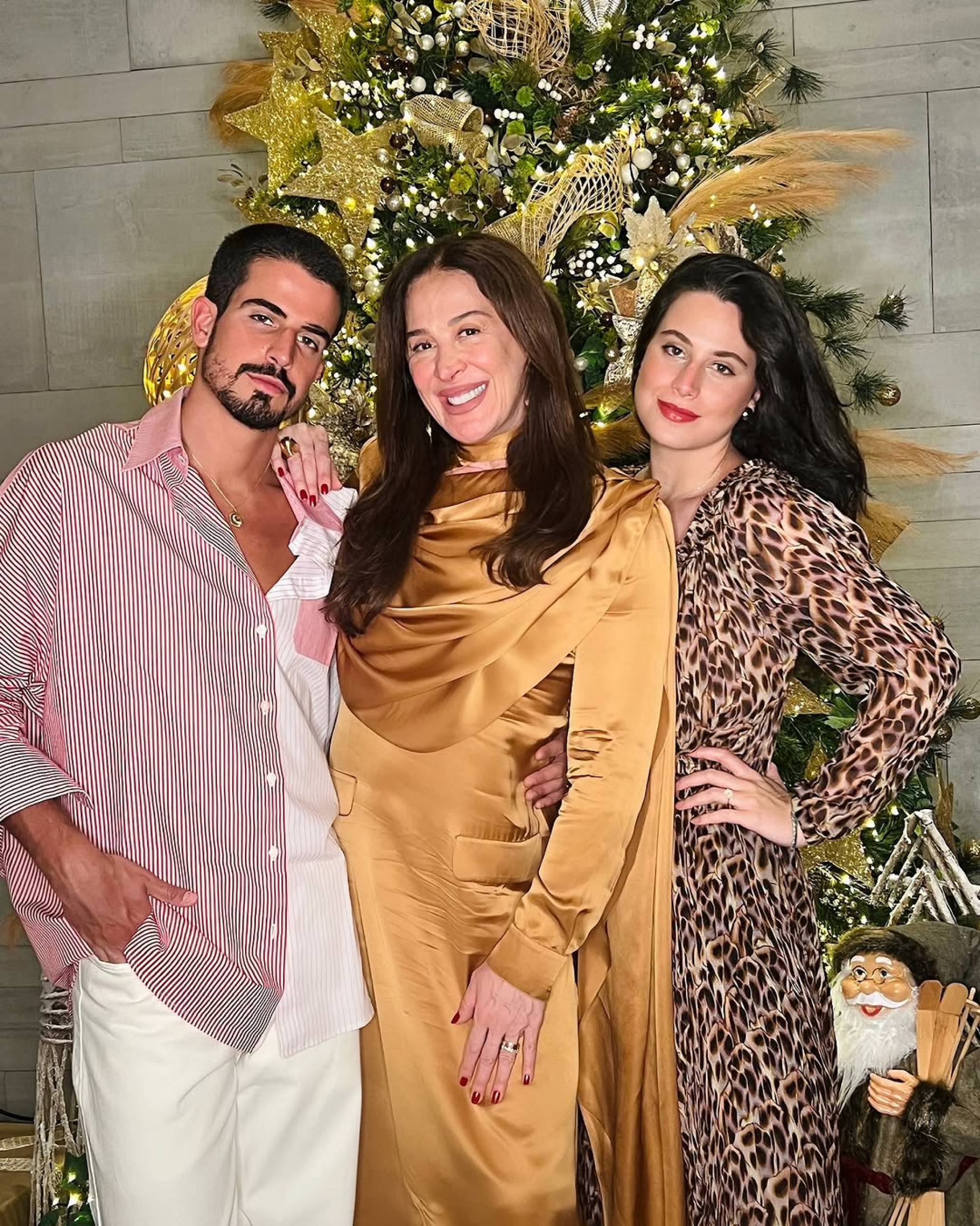 Claudia Raia e os filhos, Enzo Celulari e Sofia Celulari - Reprodução / Instagram 