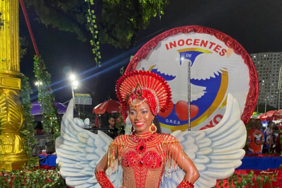 Georgette Bond é a nova rainha da Inocentes de Belford Roxo