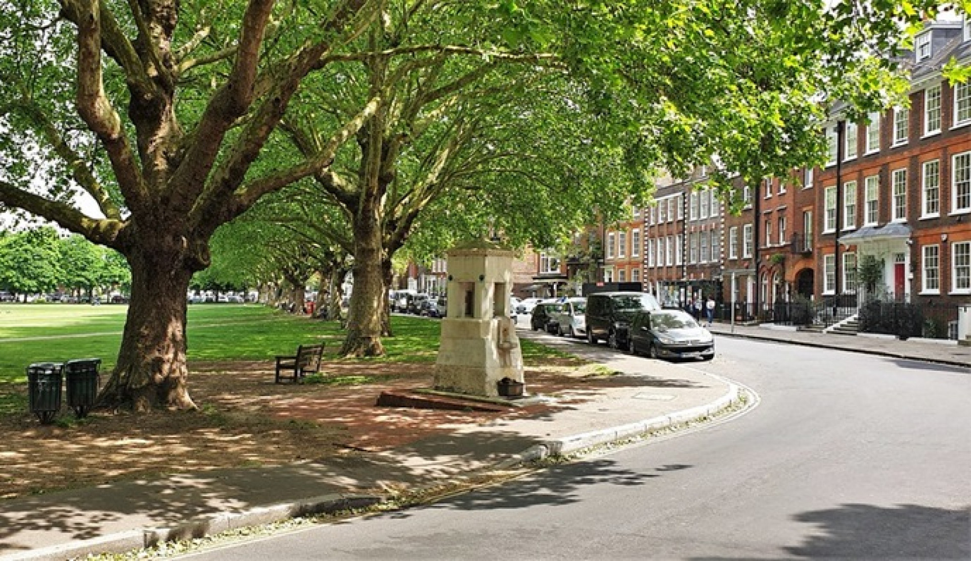 Resid&ecirc;ncias saqueadas ficam na regi&atilde;o de Richmond Green - Reprodu&ccedil;&atilde;o